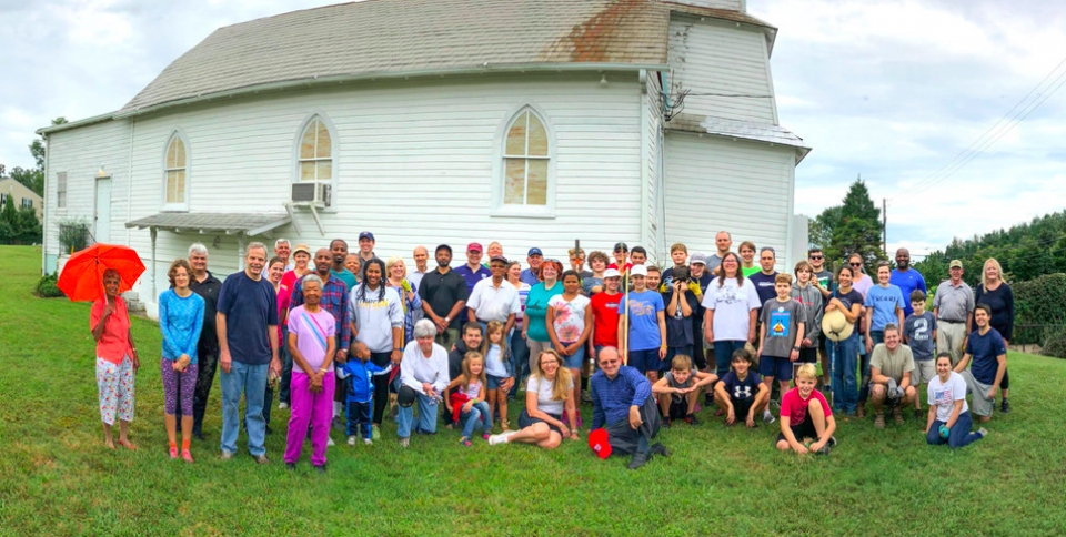 Earth Stewardship East is a regional group of LDSES with members in DC, Maryland and Virginia. They frequently host events and have had more than 300 volunteers participate in creating a native plant garden on an historic African American site, Pleasant View.